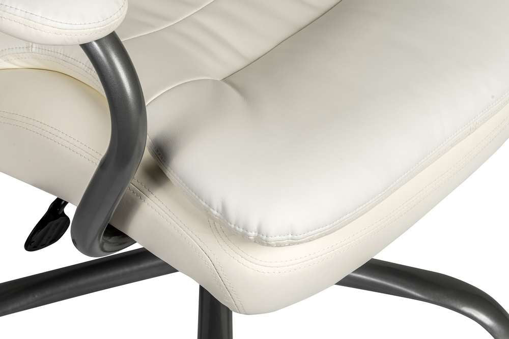 Goliath White Leather Bariatric Office Chair