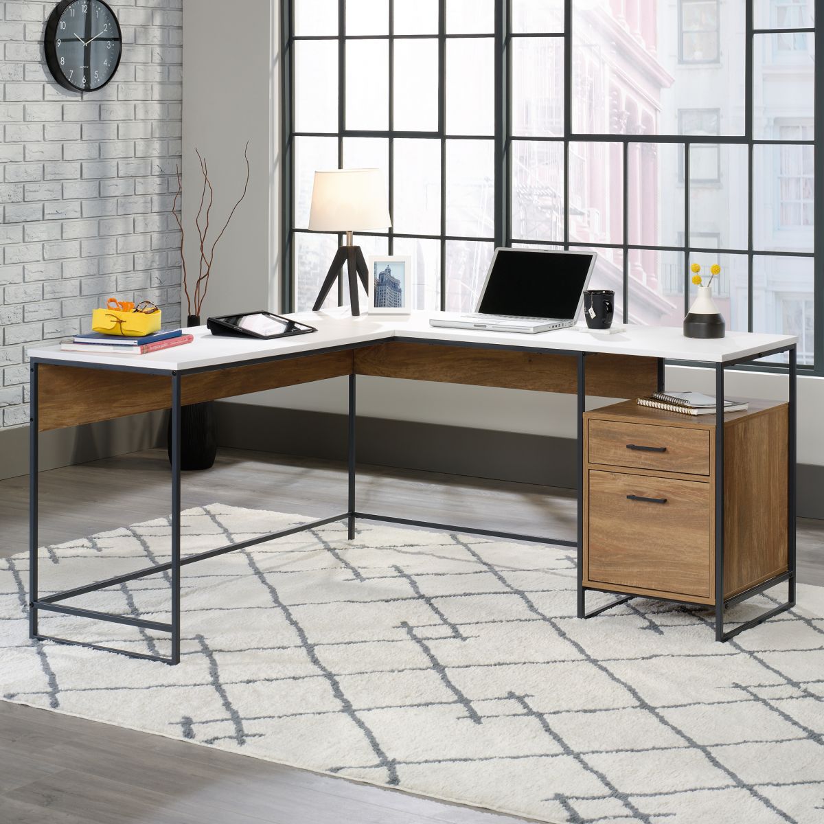 Moderna L Shaped Desk -New Image Office Design Ltd