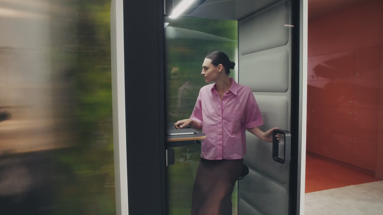 HushFree.S Acoustic Booth UK | Office Phone & Video Pod