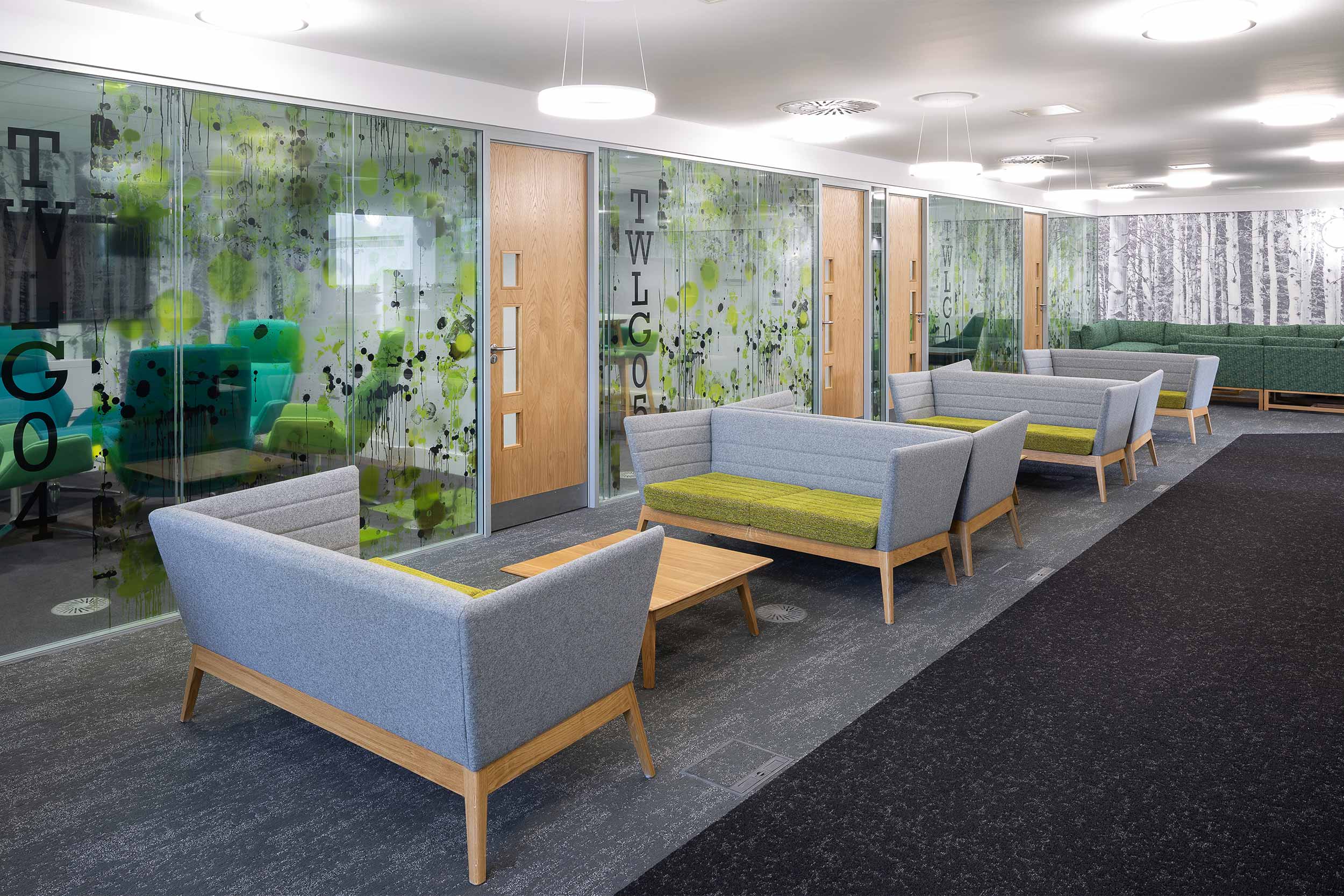 Callisto large sofa with oak frame