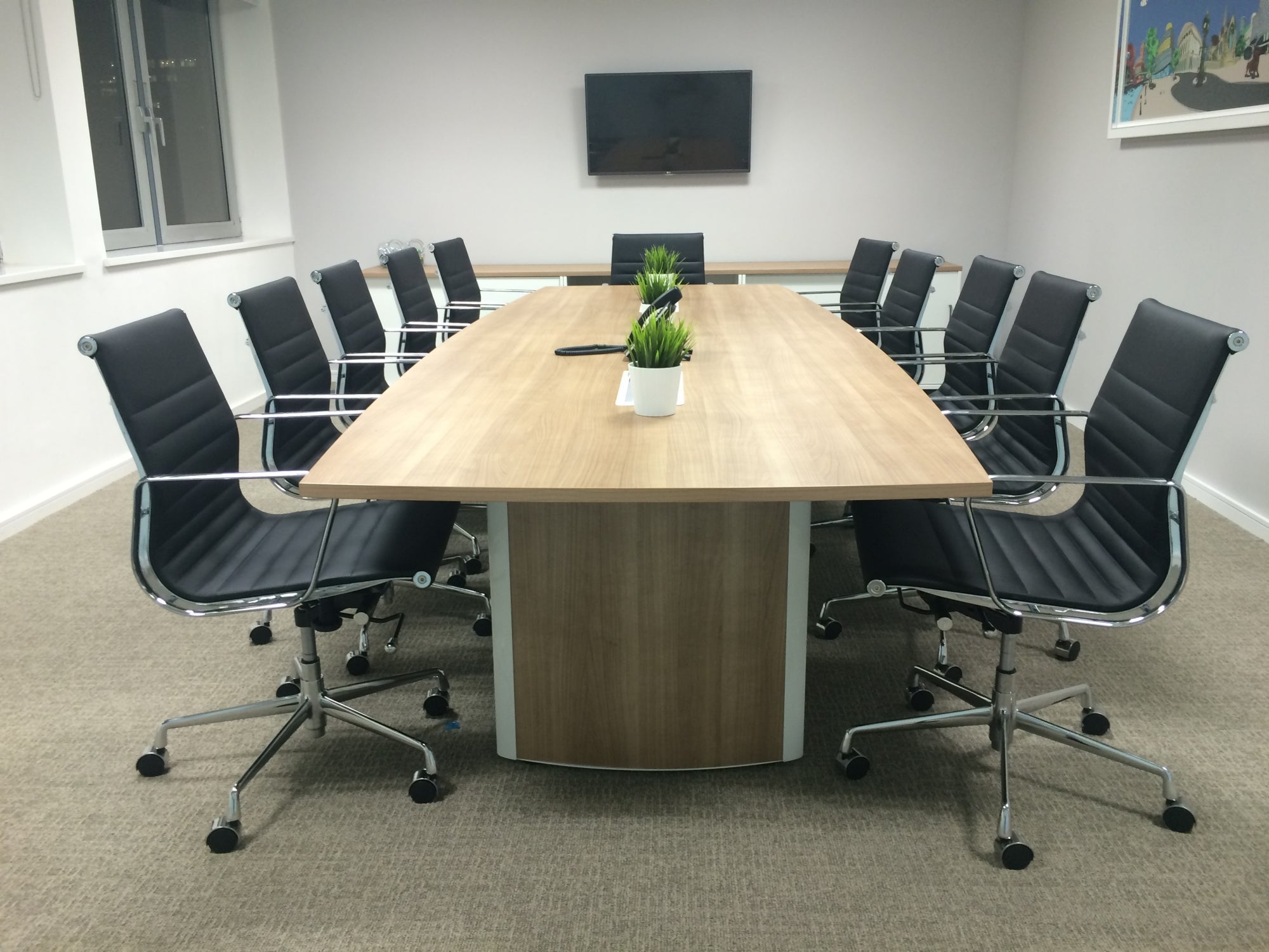 Aerofoil Boardroom Table 